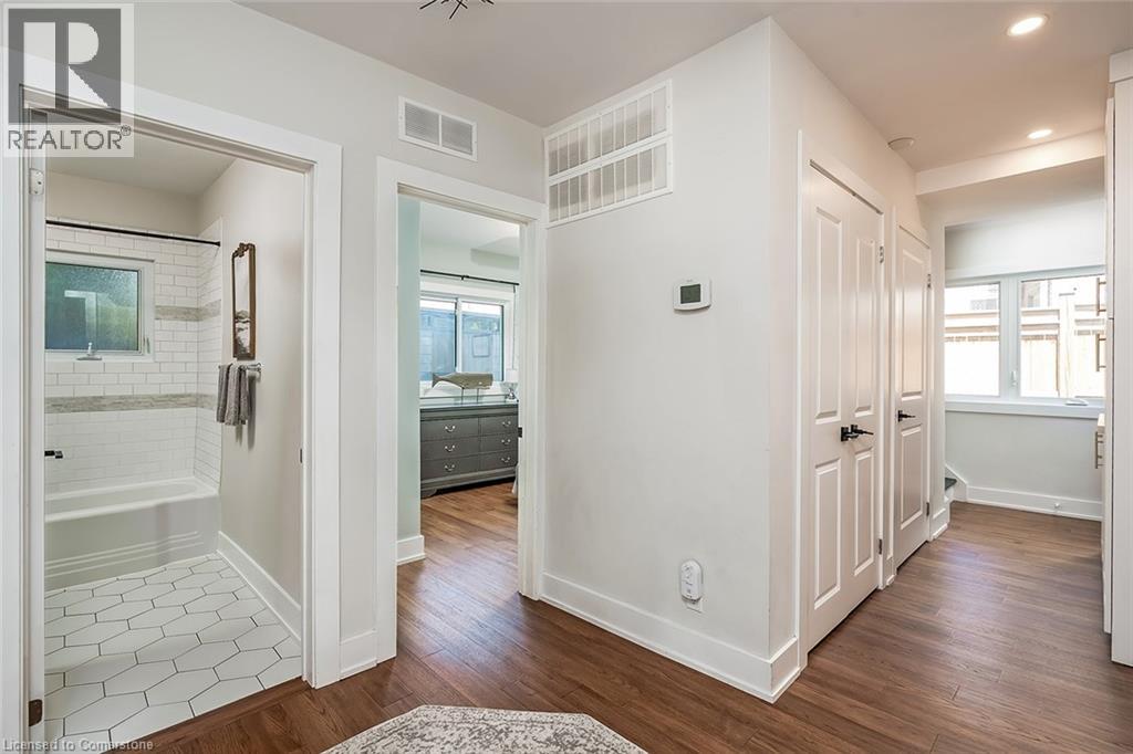 Photo 24 of 2061 Halton Place, Burlington ON