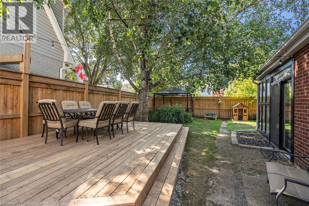 Photo 33 of 2061 Halton Place, Burlington ON