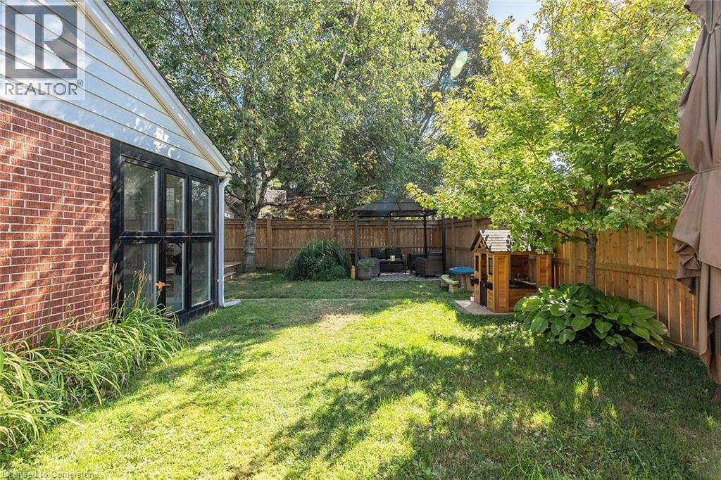 Photo 42 of 2061 Halton Place, Burlington ON