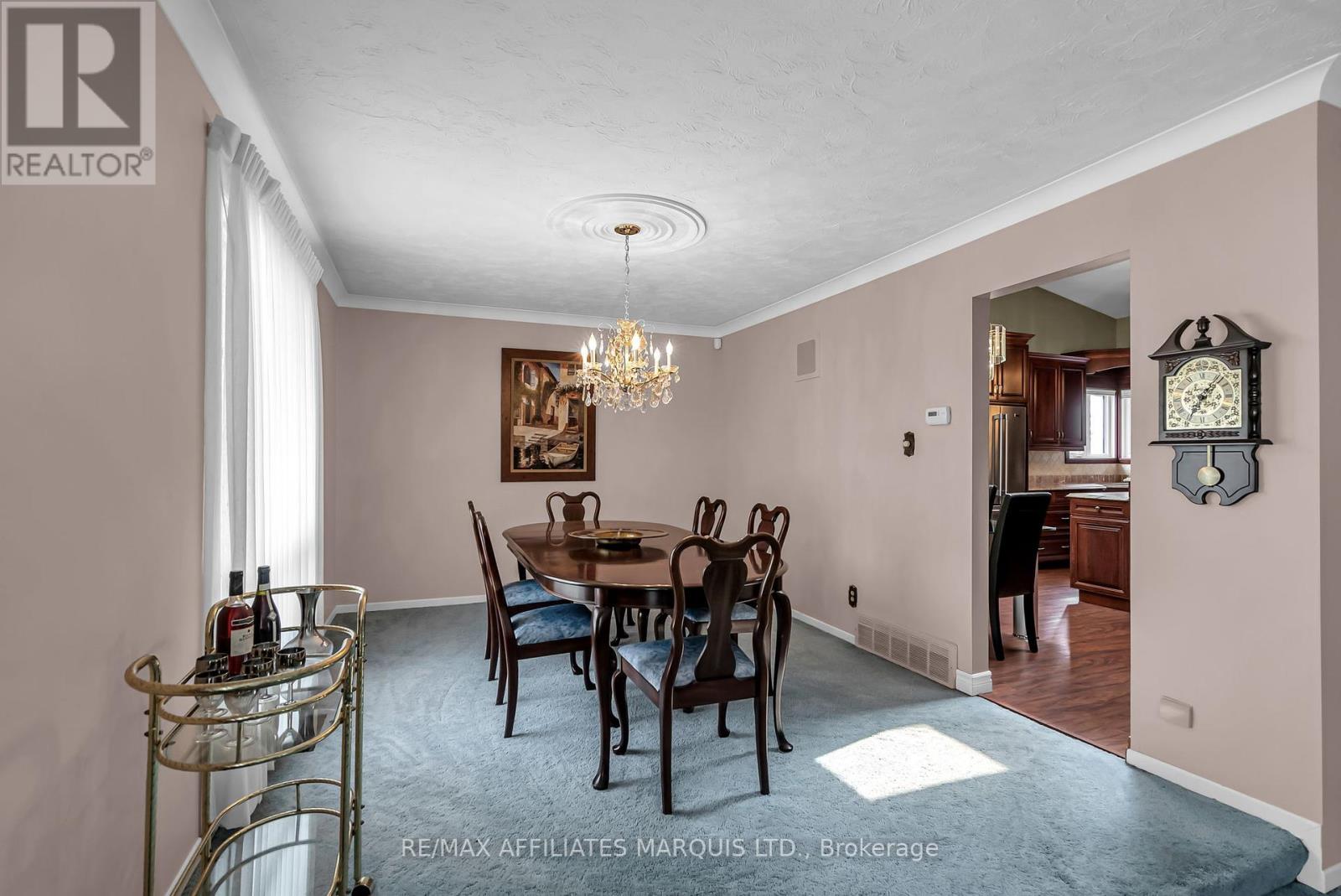 Photo 13 of 2724 Ross Avenue, Cornwall ON