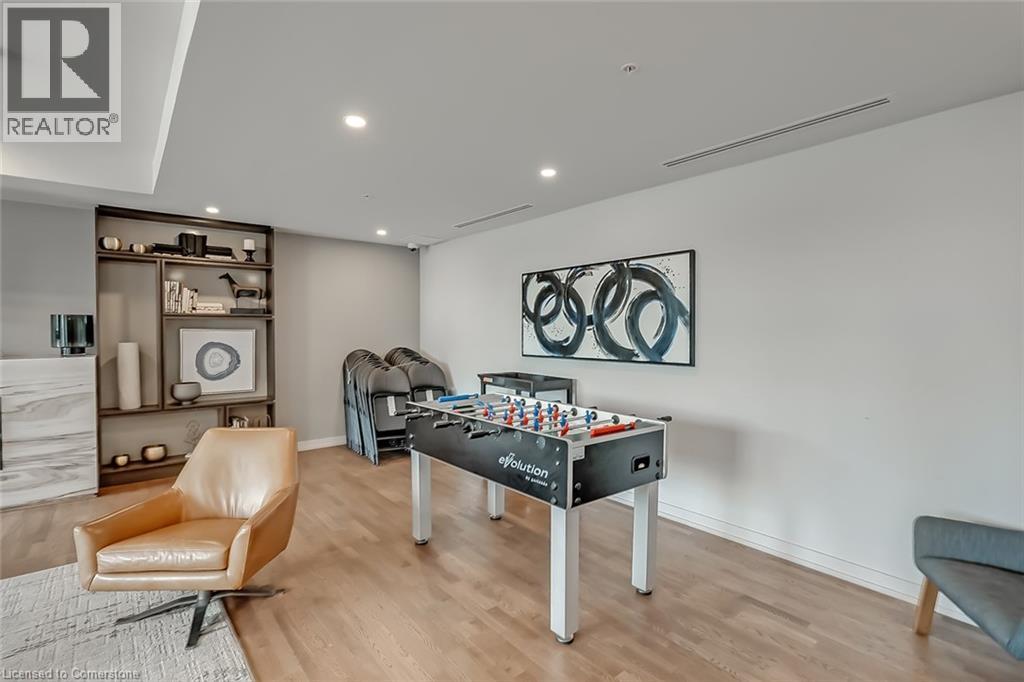 Photo 4 of 457 Plains Road E Unit 302, Burlington ON