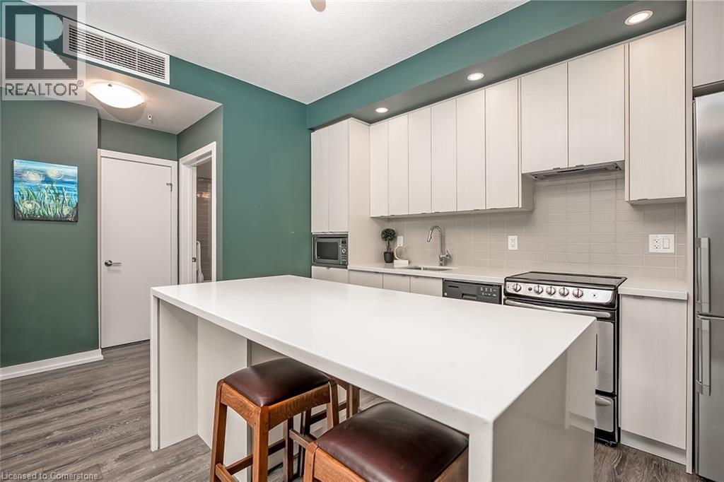 Photo 17 of 457 Plains Road E Unit 302, Burlington ON
