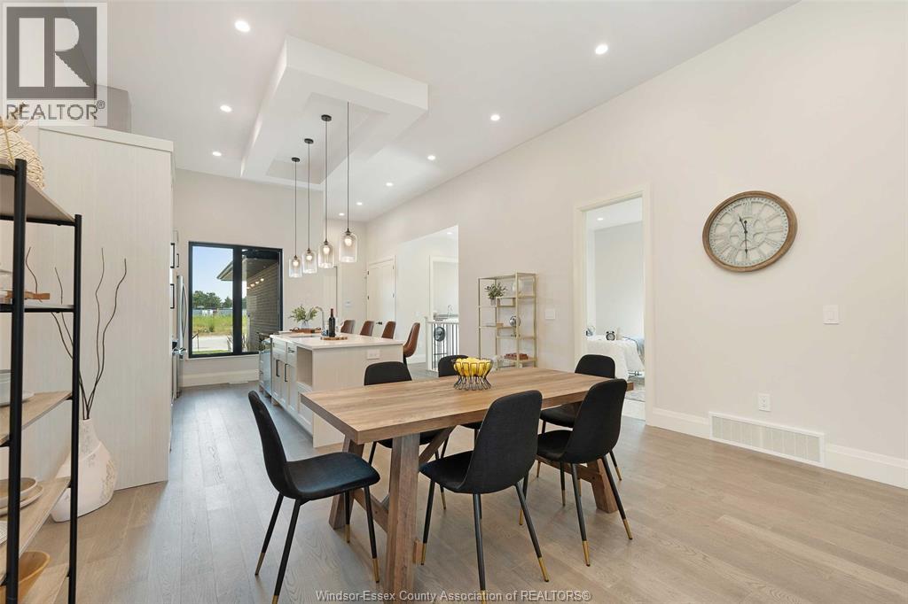 Photo 14 of 638 Lily Mac Boulevard, Windsor ON