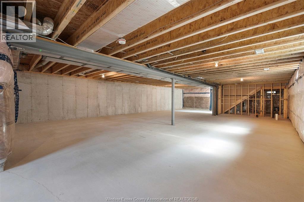 Photo 24 of 638 Lily Mac Boulevard, Windsor ON