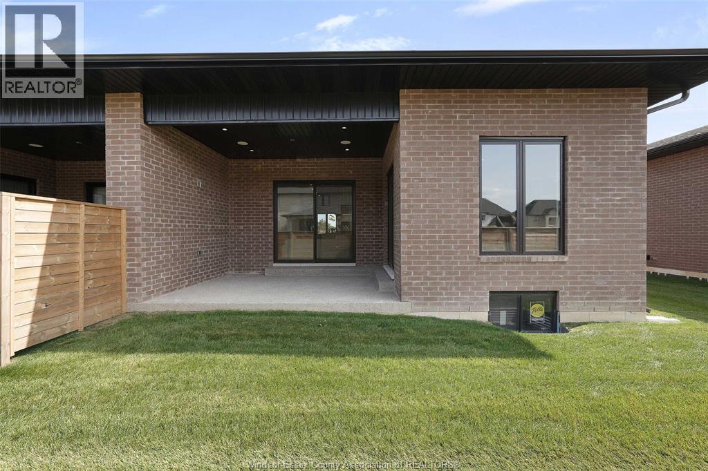 Photo 27 of 638 Lily Mac Boulevard, Windsor ON