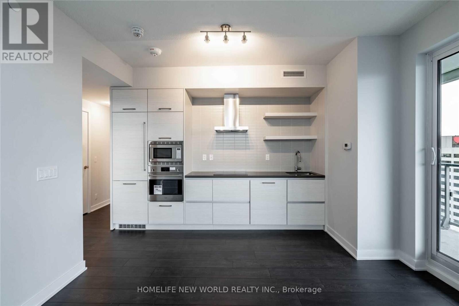 Photo 13 of 3802 2221 Yonge Street, Toronto ON