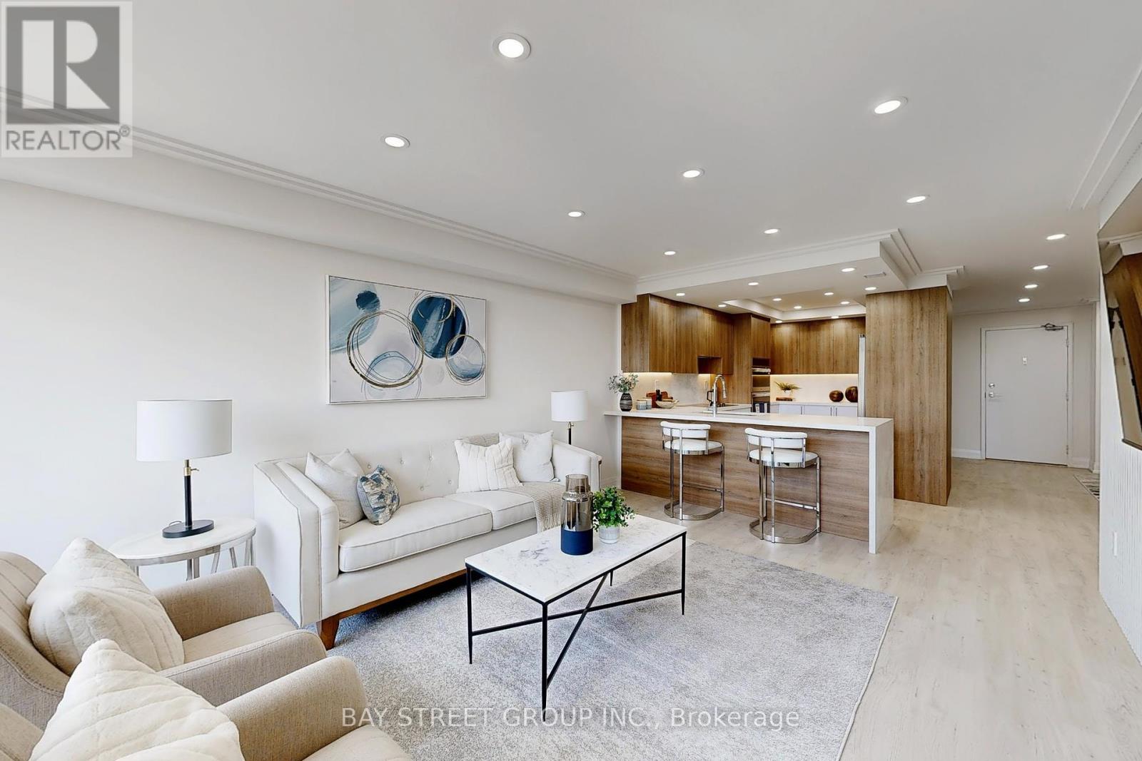 Photo 13 of 605 55 Skymark Drive, Toronto ON