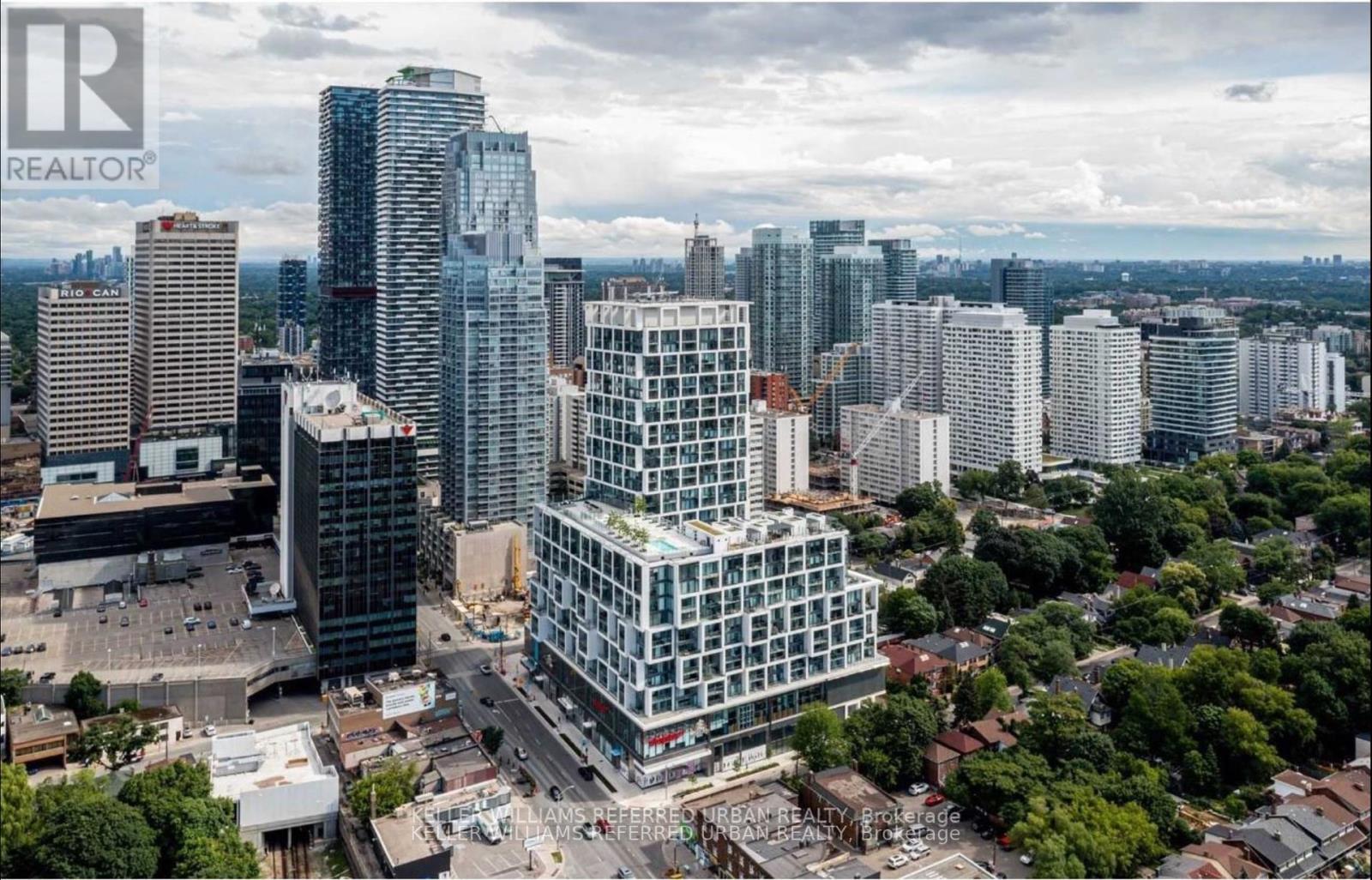 Photo 1 of 2111 5 Soudan Avenue, Toronto ON