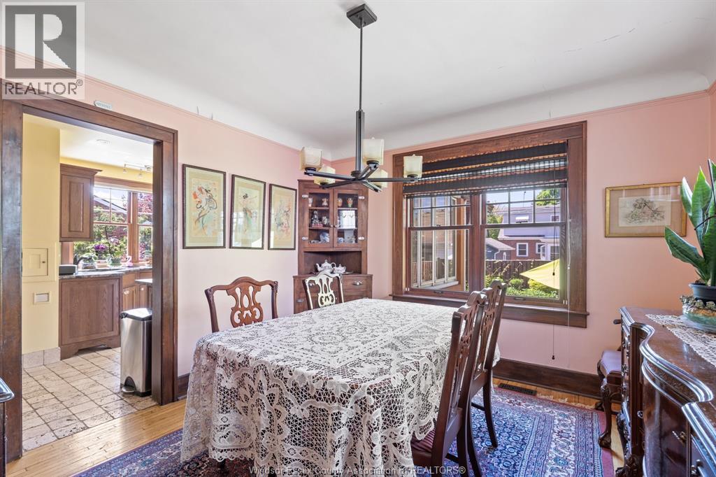 Photo 8 of 2373 Kildare Road, Windsor ON