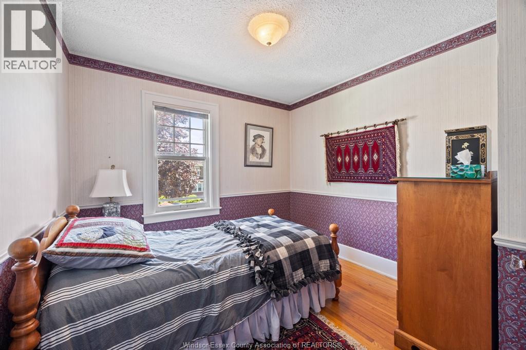 Photo 23 of 2373 Kildare Road, Windsor ON