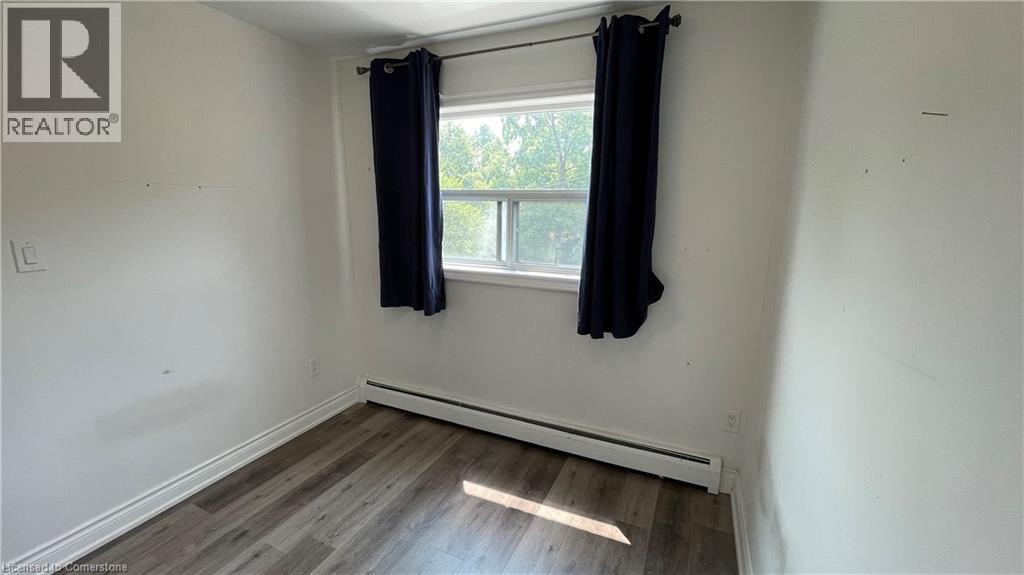 Photo 8 of 700 Lawrence Road Unit 305, Hamilton ON