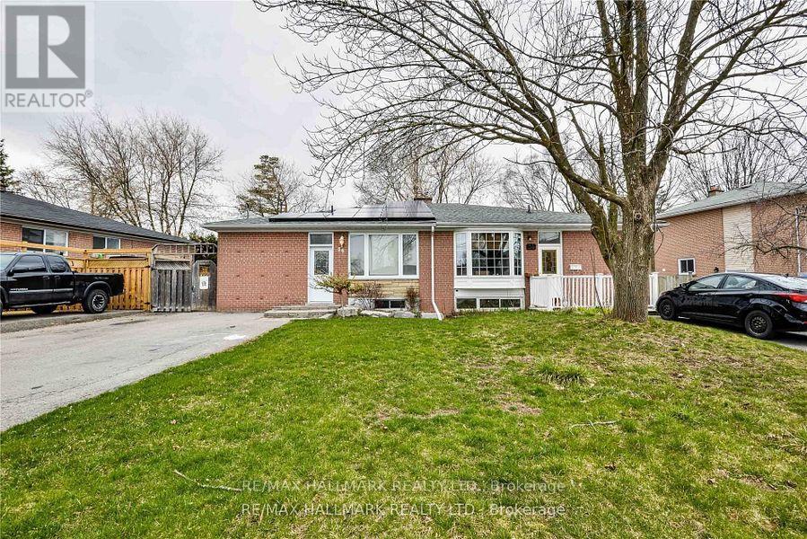 Photo 1 of Bsmt 36 Richardson Drive, Aurora ON