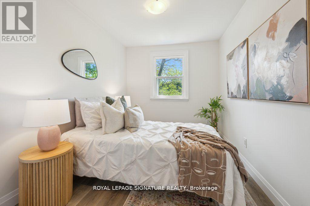 Photo 9 of 1856 John Street, Markham ON