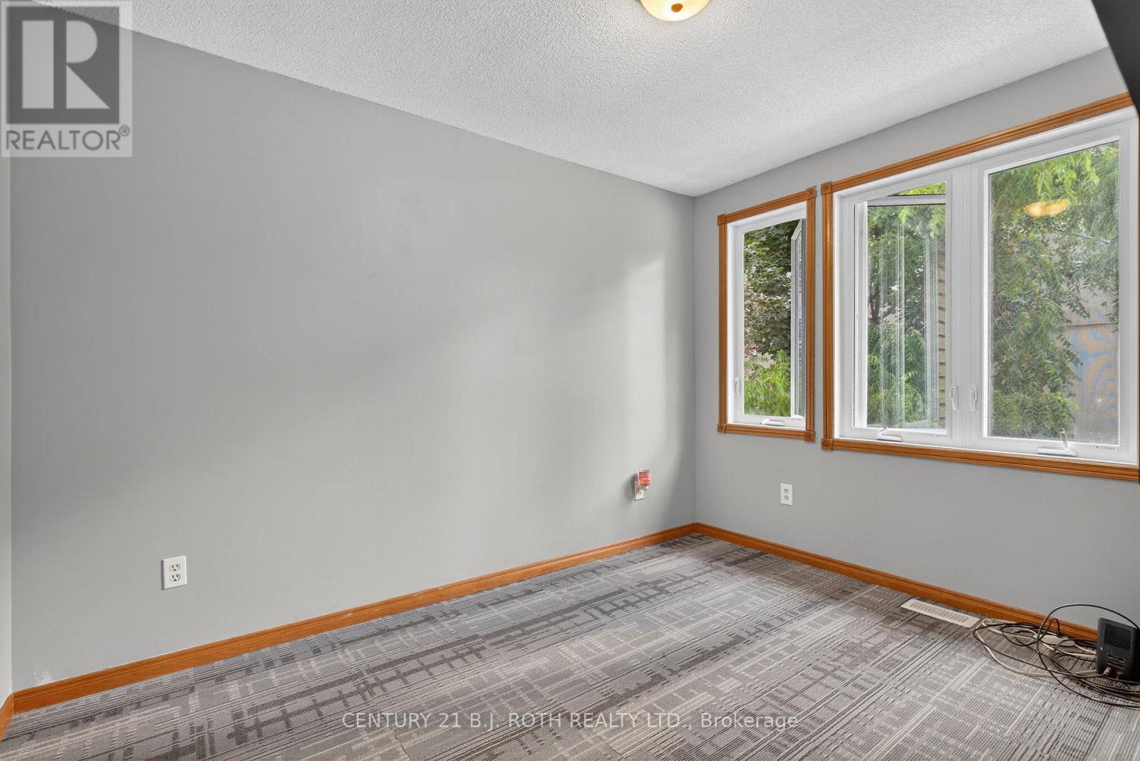 Photo 2 of 281 Harvie Road, Barrie ON