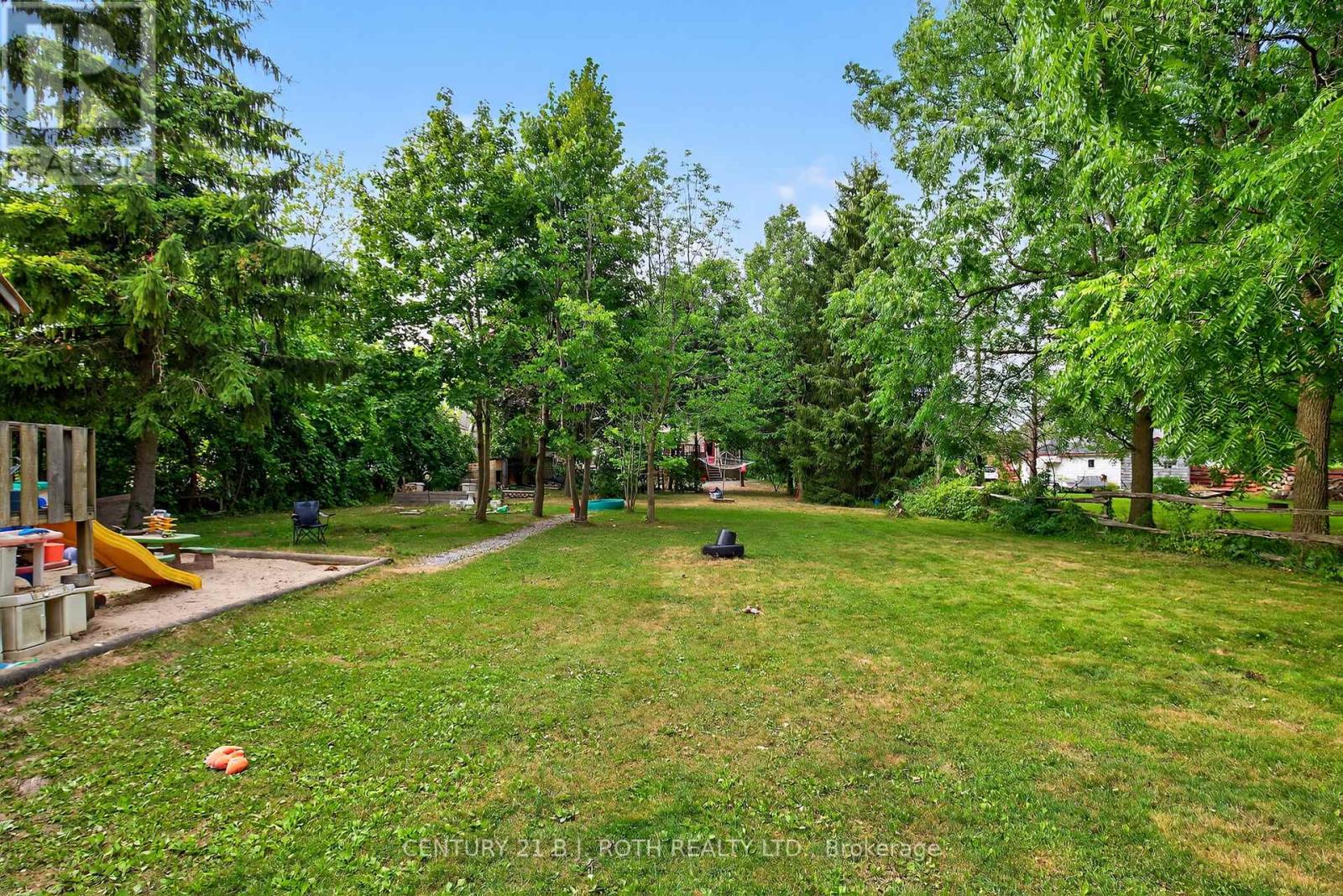 Photo 35 of 281 Harvie Road, Barrie ON