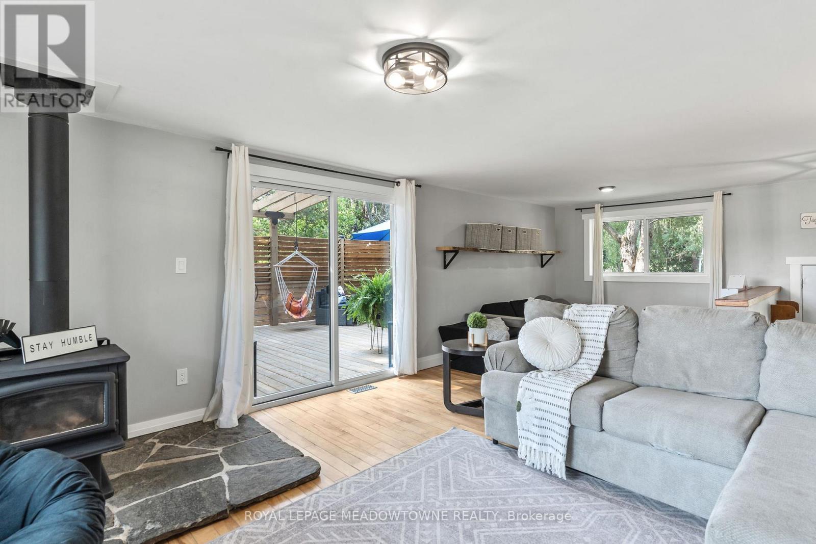 Photo 5 of 185 Bobcaygeon Road, Minden Hills ON