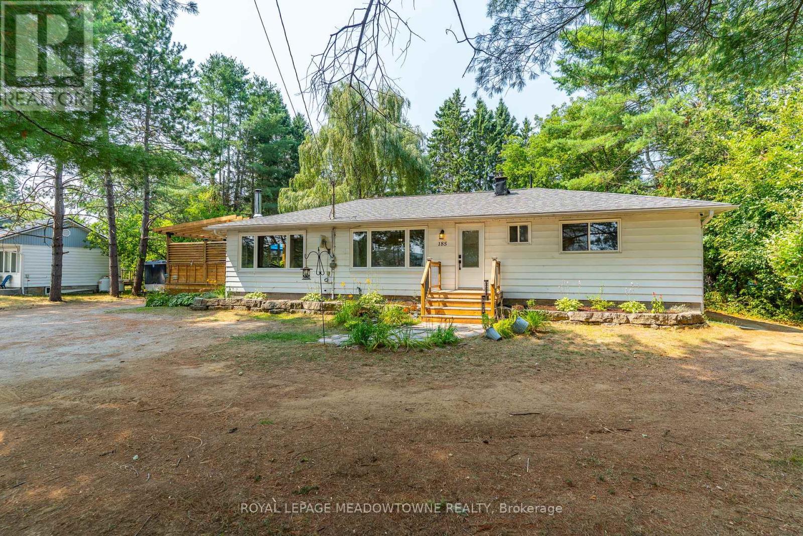 Photo 24 of 185 Bobcaygeon Road, Minden Hills ON