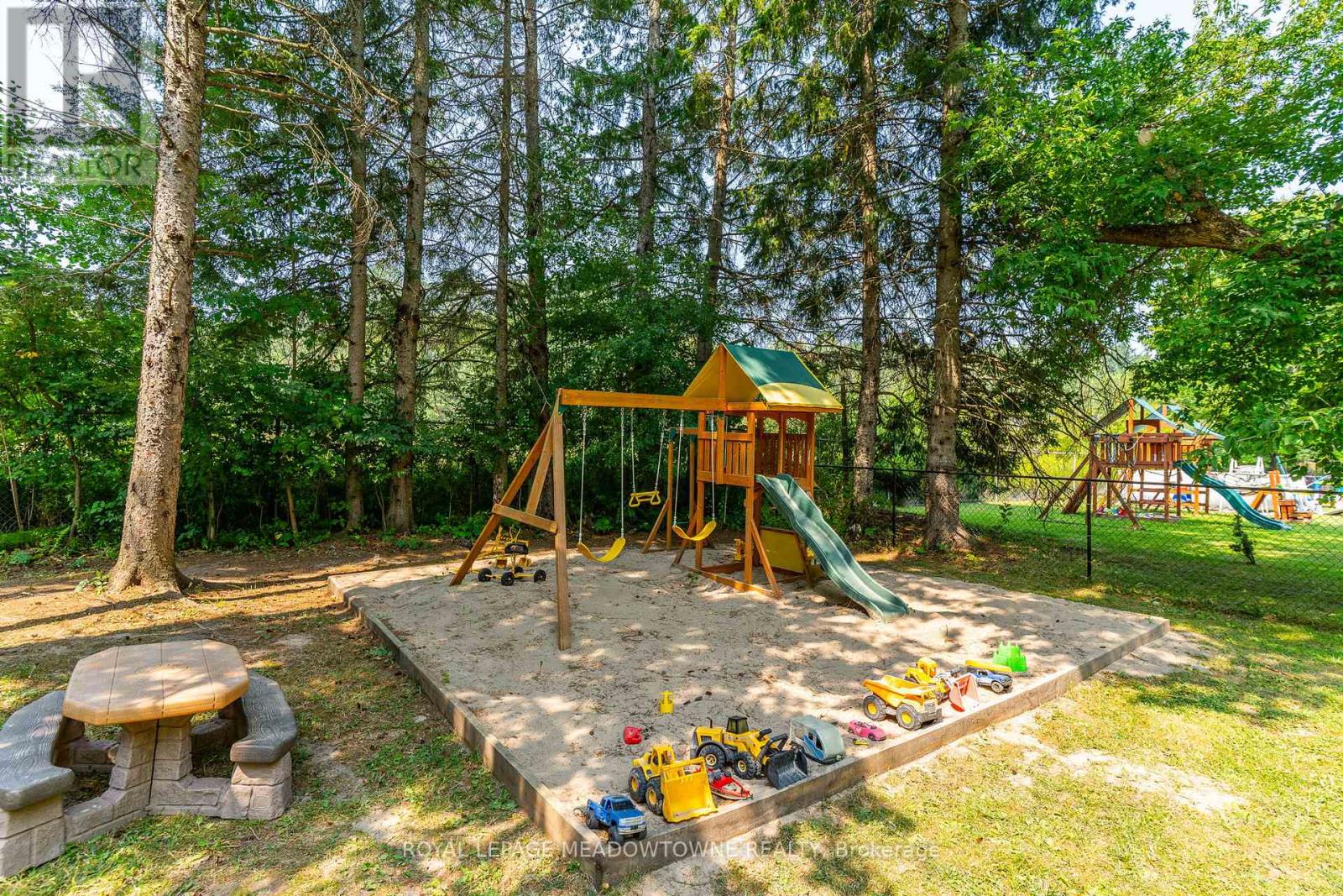Photo 13 of 185 Bobcaygeon Road, Minden Hills ON