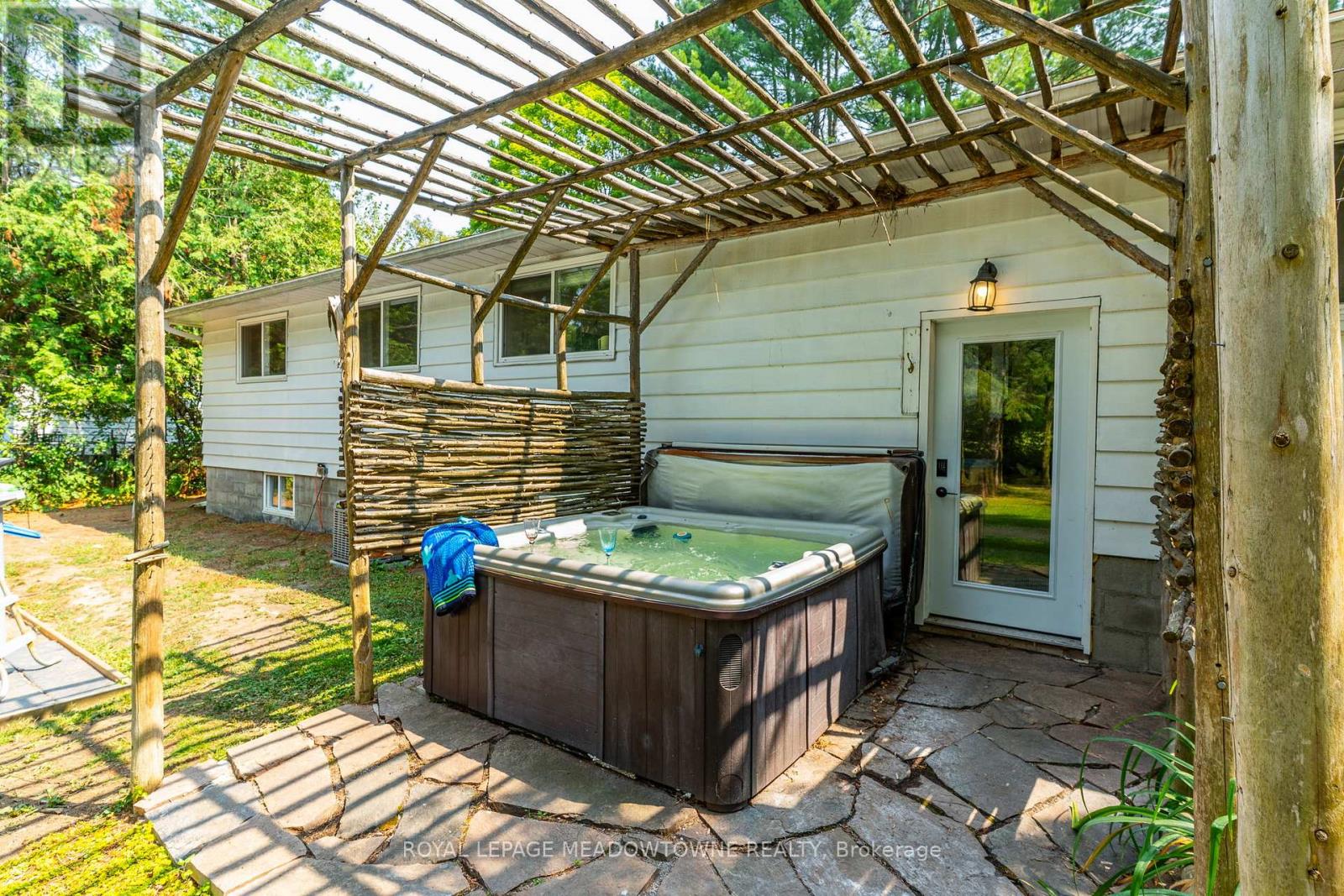 Photo 32 of 185 Bobcaygeon Road, Minden Hills ON