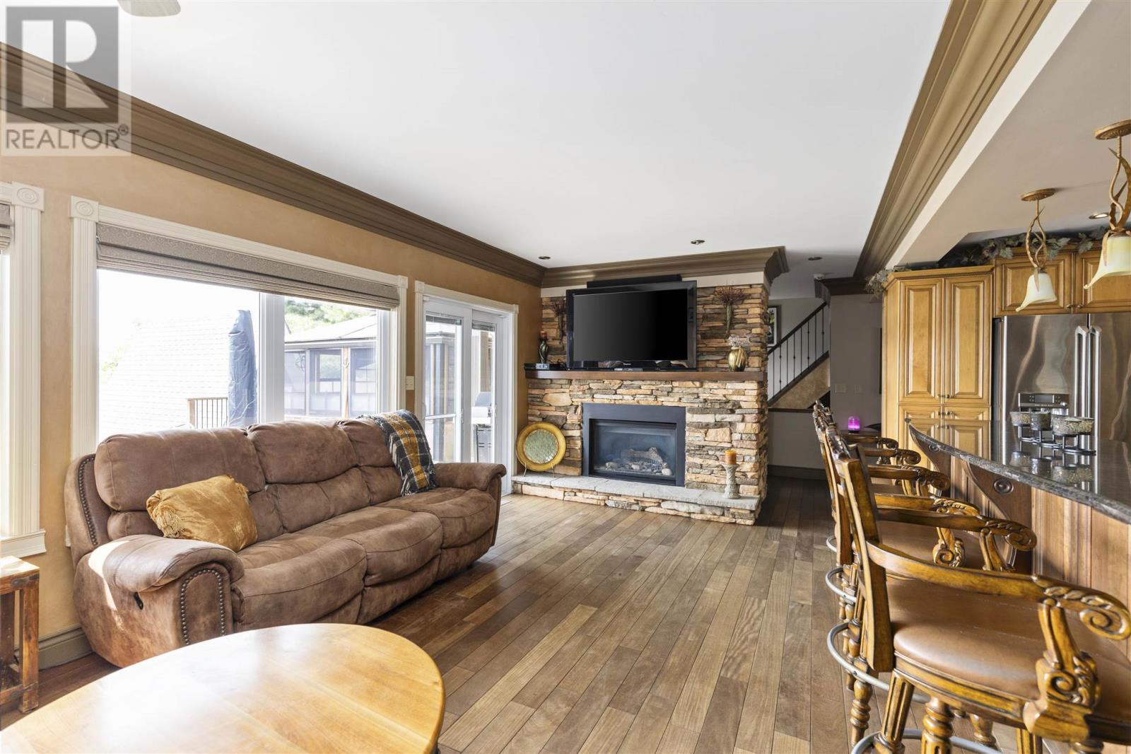 Photo 18 of 1777 Queen St E, Sault Ste Marie ON