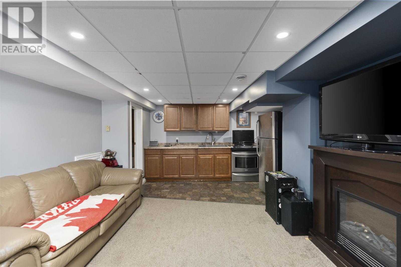 Photo 22 of 1777 Queen St E, Sault Ste Marie ON