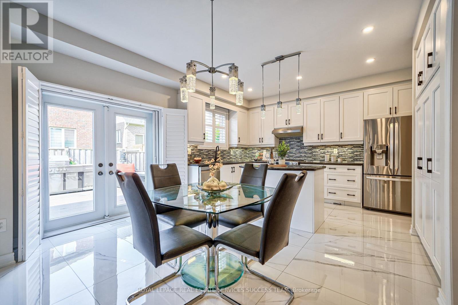 Photo 28 of 5354 Mallory Road, Mississauga ON