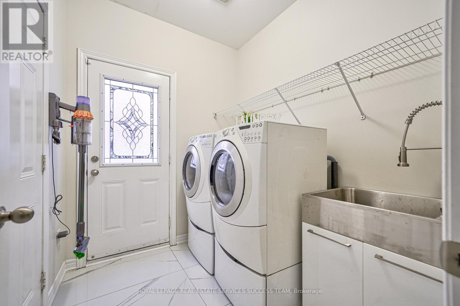 Photo 26 of 5354 Mallory Road, Mississauga ON