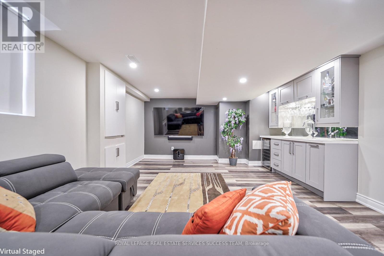 Photo 15 of 5354 Mallory Road, Mississauga ON