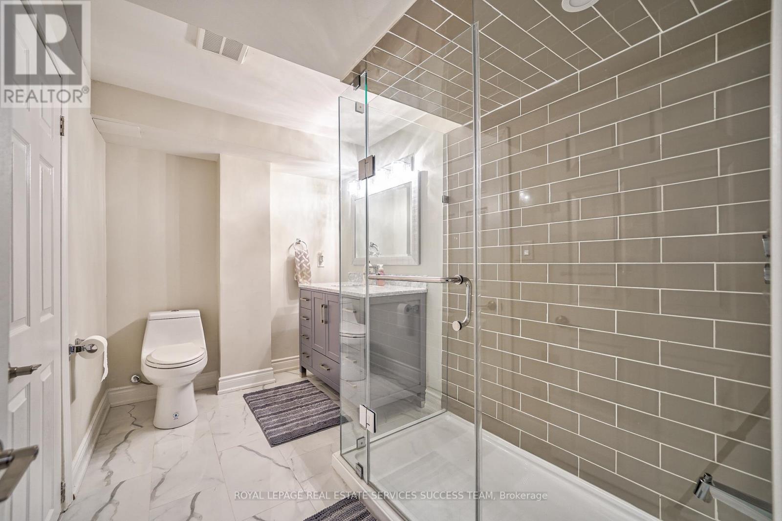 Photo 21 of 5354 Mallory Road, Mississauga ON