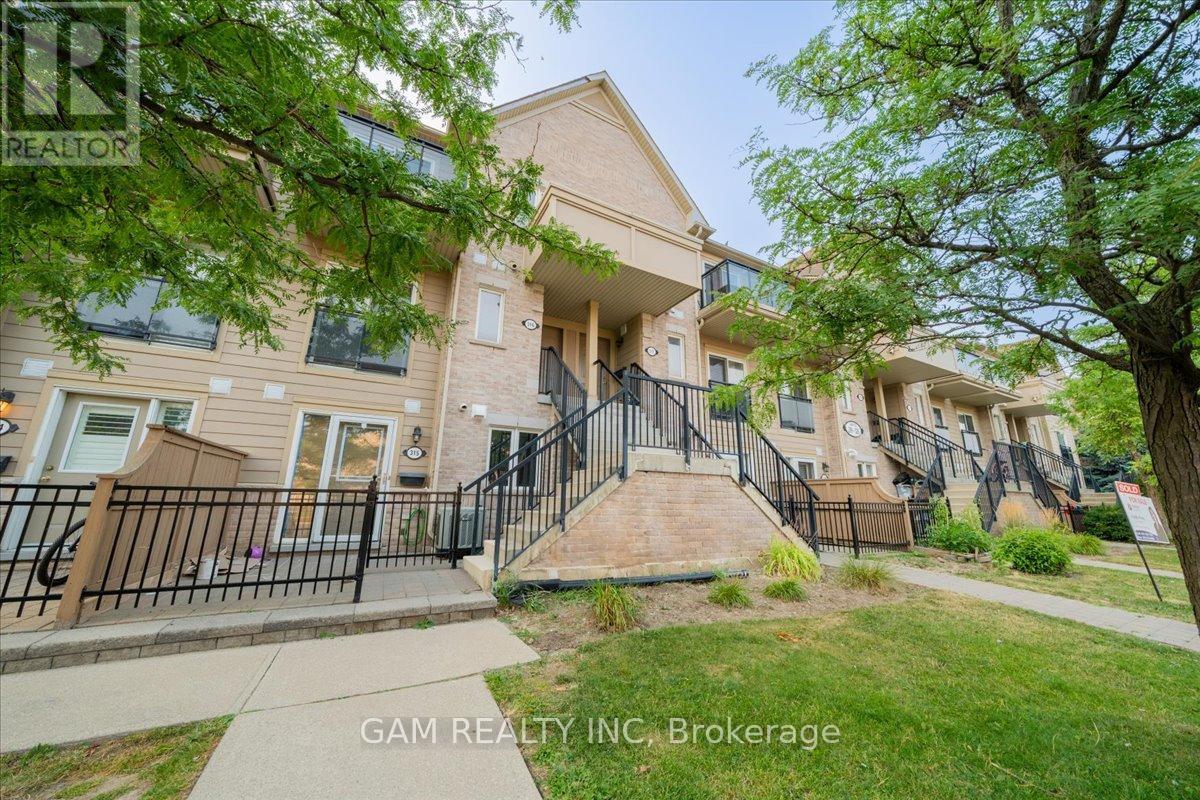 Photo 1 of 316 4975 Southampton Drive, Mississauga ON