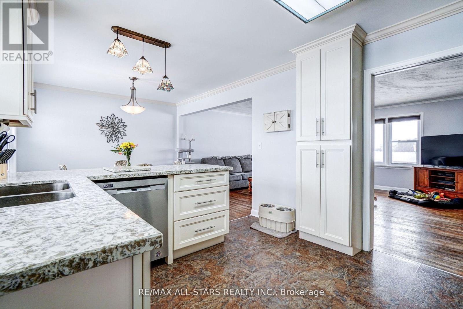 Photo 16 of 904 Eldon Road, Kawartha Lakes ON