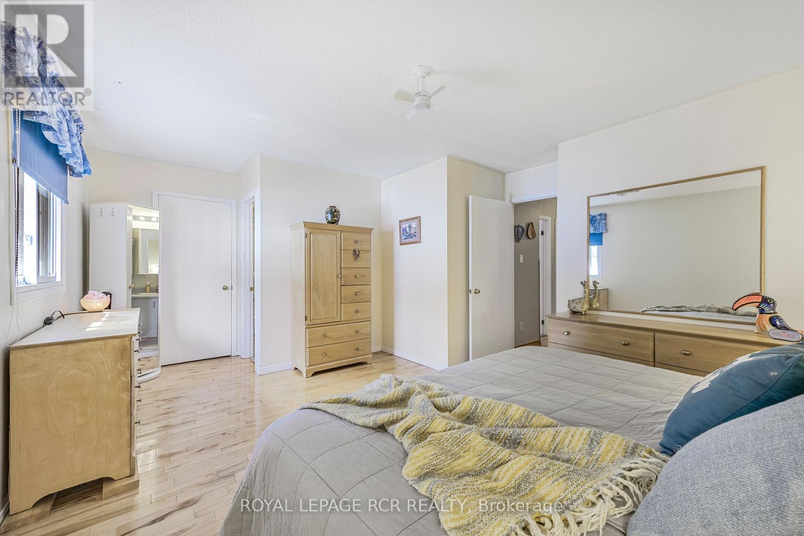 Photo 27 of 3 Henry Street, Amaranth ON