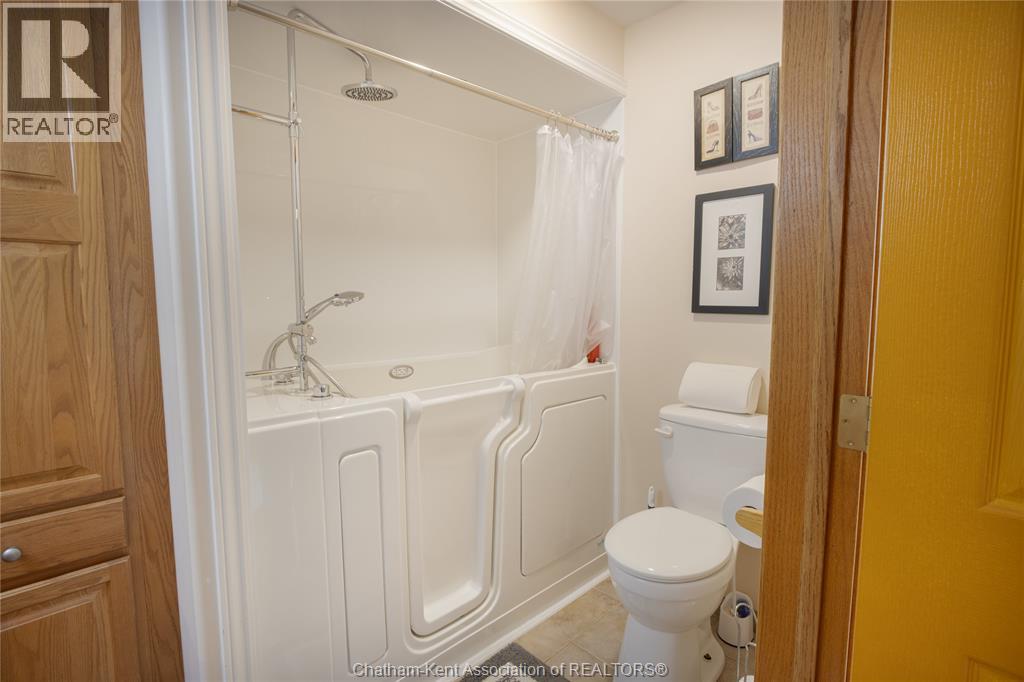 Photo 36 of 630 Markham Drive, Lighthouse Cove ON