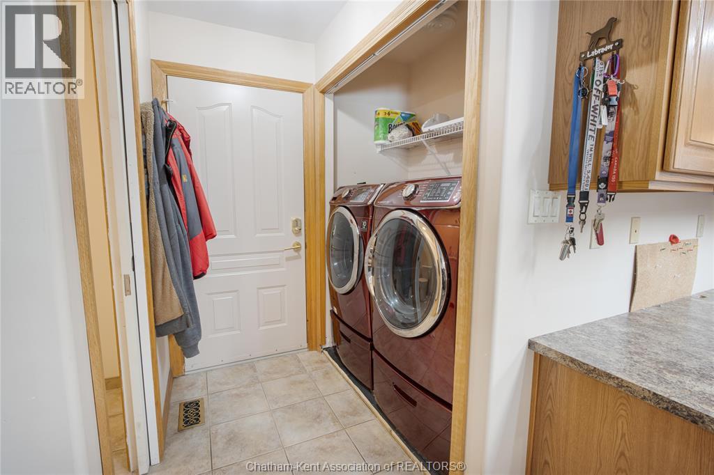 Photo 14 of 630 Markham Drive, Lighthouse Cove ON