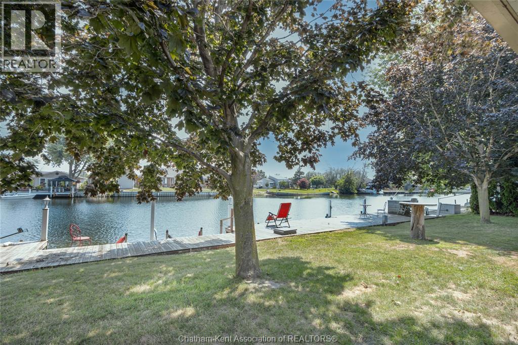 Photo 12 of 630 Markham Drive, Lighthouse Cove ON