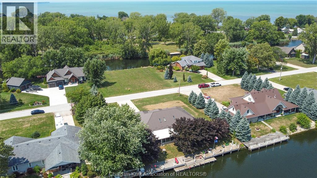 Photo 34 of 630 Markham Drive, Lighthouse Cove ON