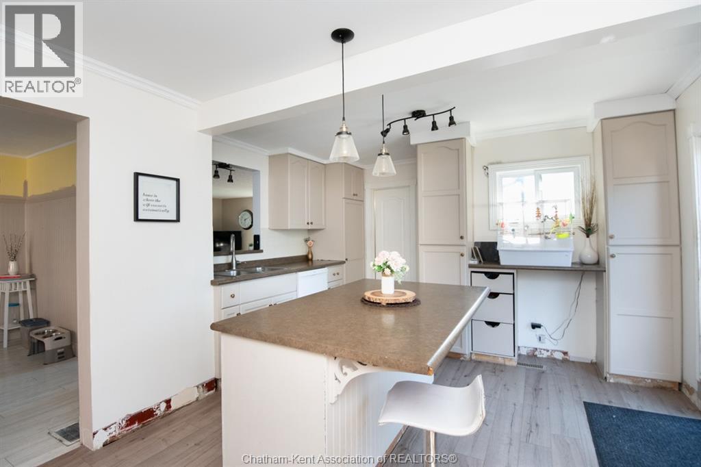 Photo 12 of 232 Hughes Street, Dresden ON