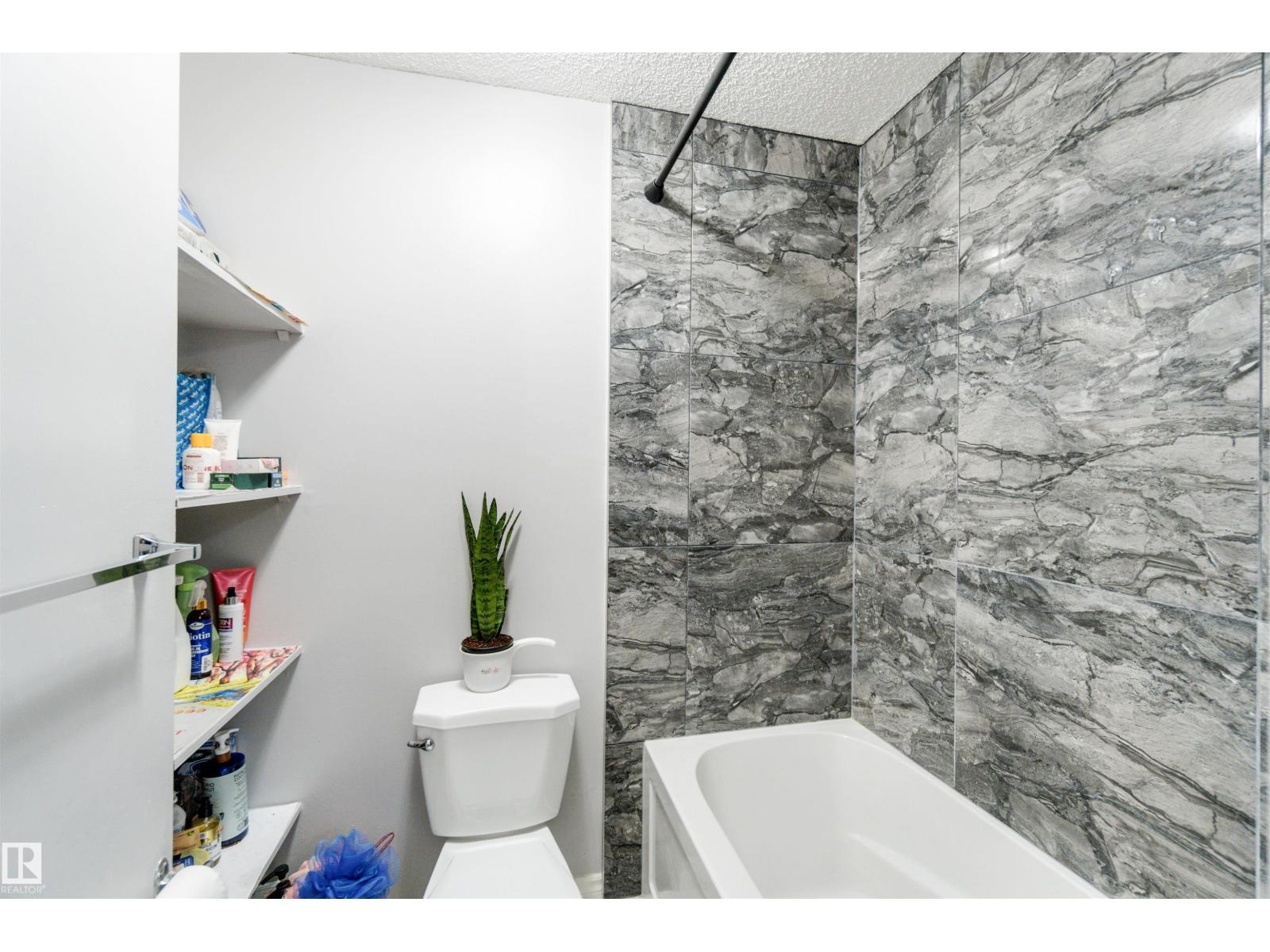 Photo 30 of 8304 157 Av Nw, Edmonton AB