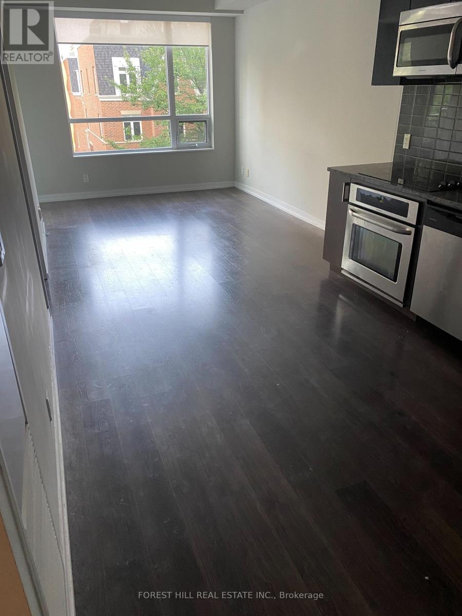 Photo 14 of 209 98 Lillian Street, Toronto ON