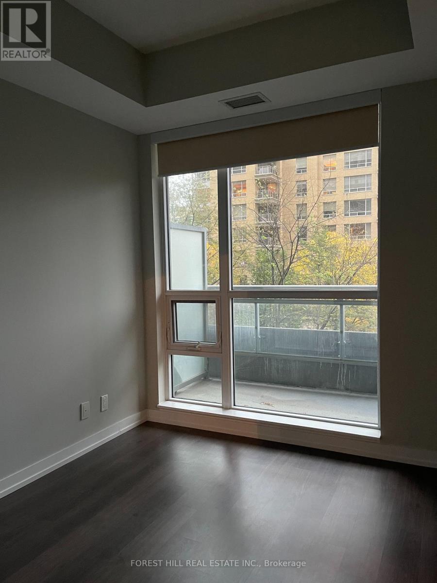 Photo 8 of 209 98 Lillian Street, Toronto ON
