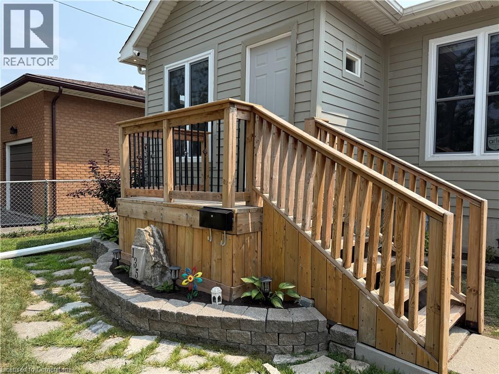 Photo 33 of 135 St George Street, Welland ON