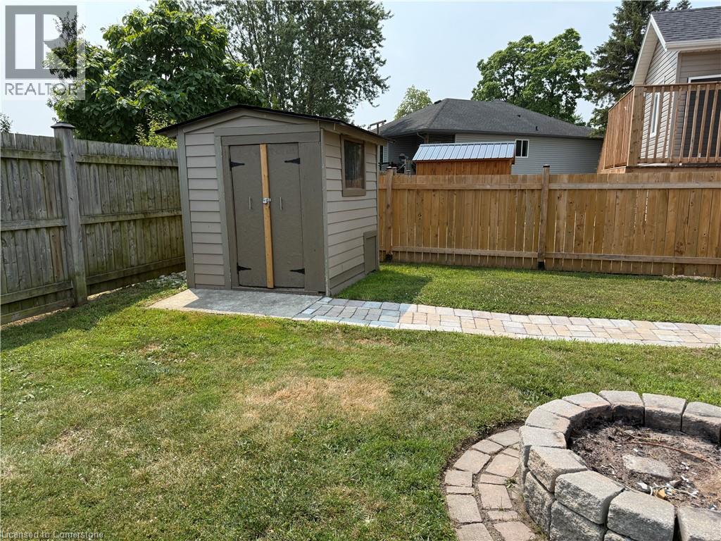 Photo 9 of 135 St George Street, Welland ON