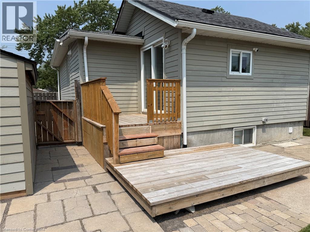 Photo 8 of 135 St George Street, Welland ON