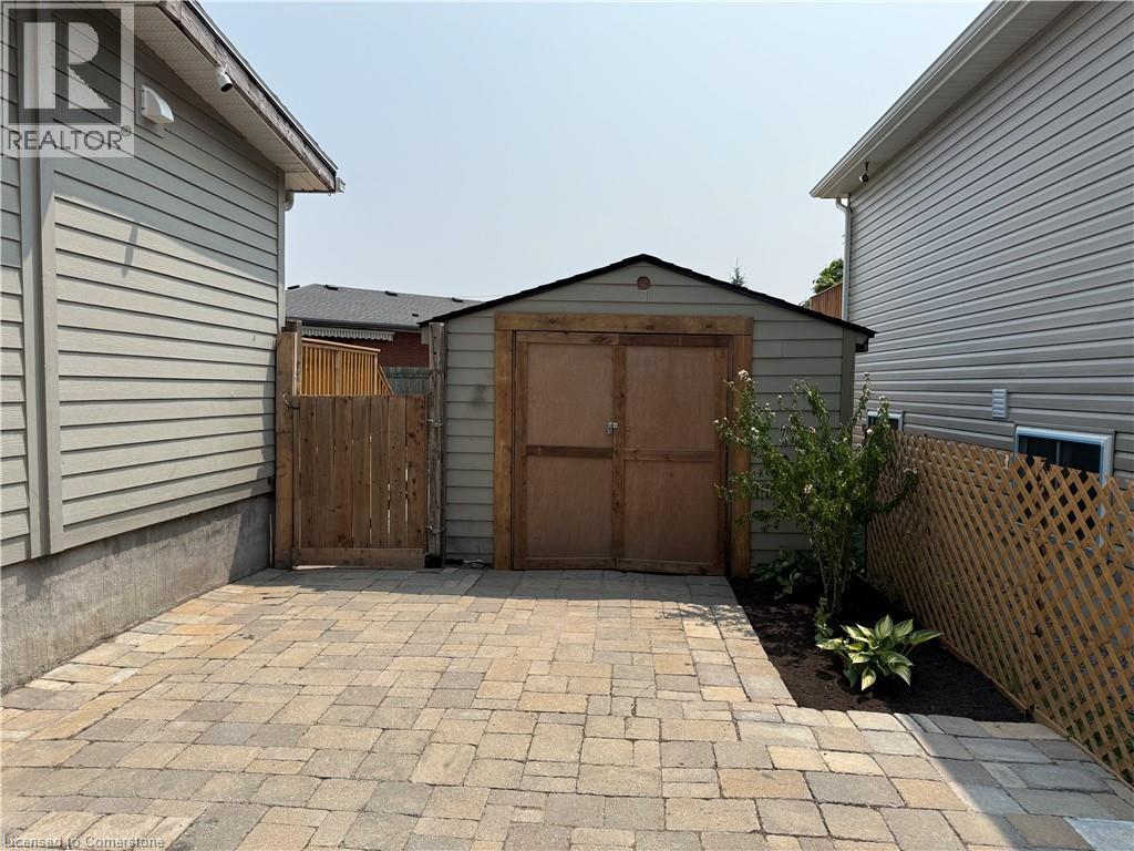 Photo 22 of 135 St George Street, Welland ON