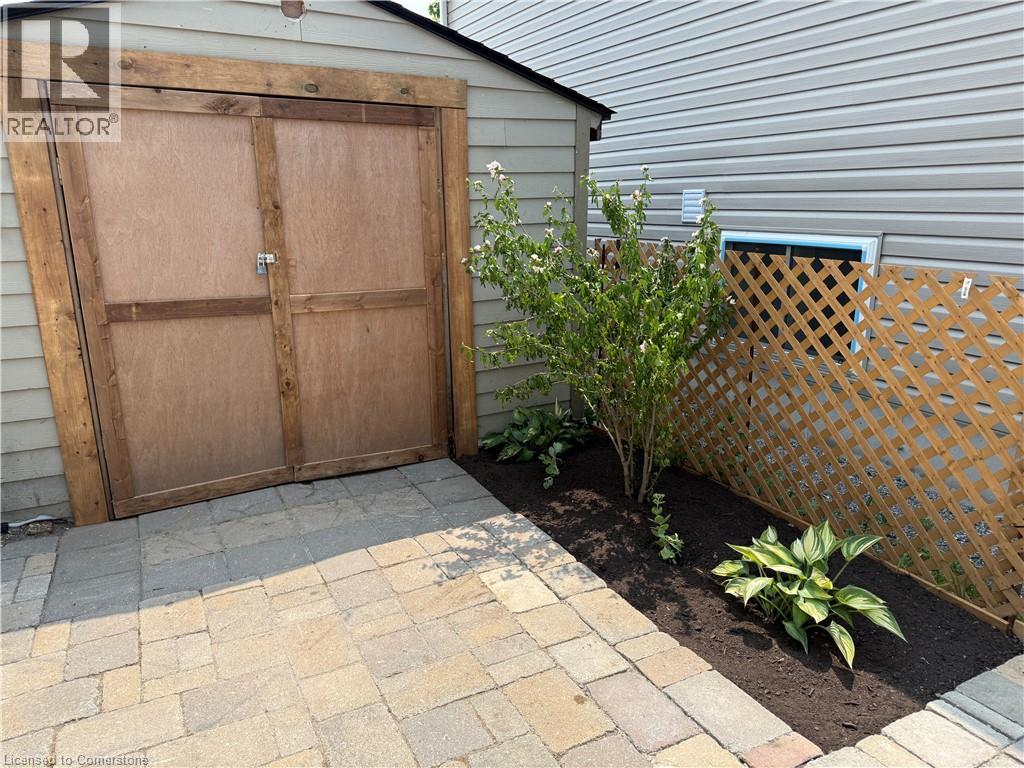 Photo 15 of 135 St George Street, Welland ON