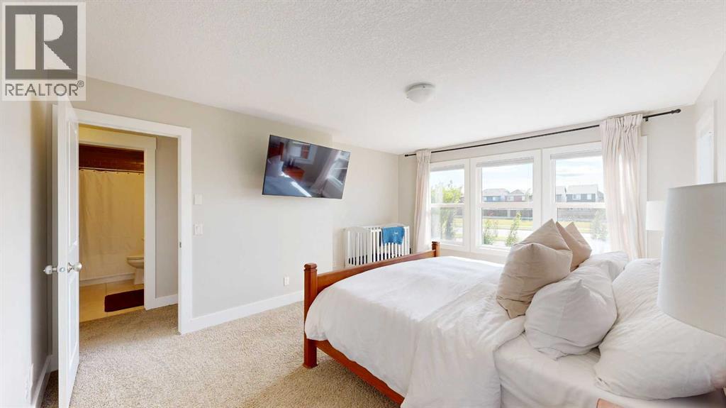 Photo 19 of 198 Mahogany Passage Se, Calgary AB