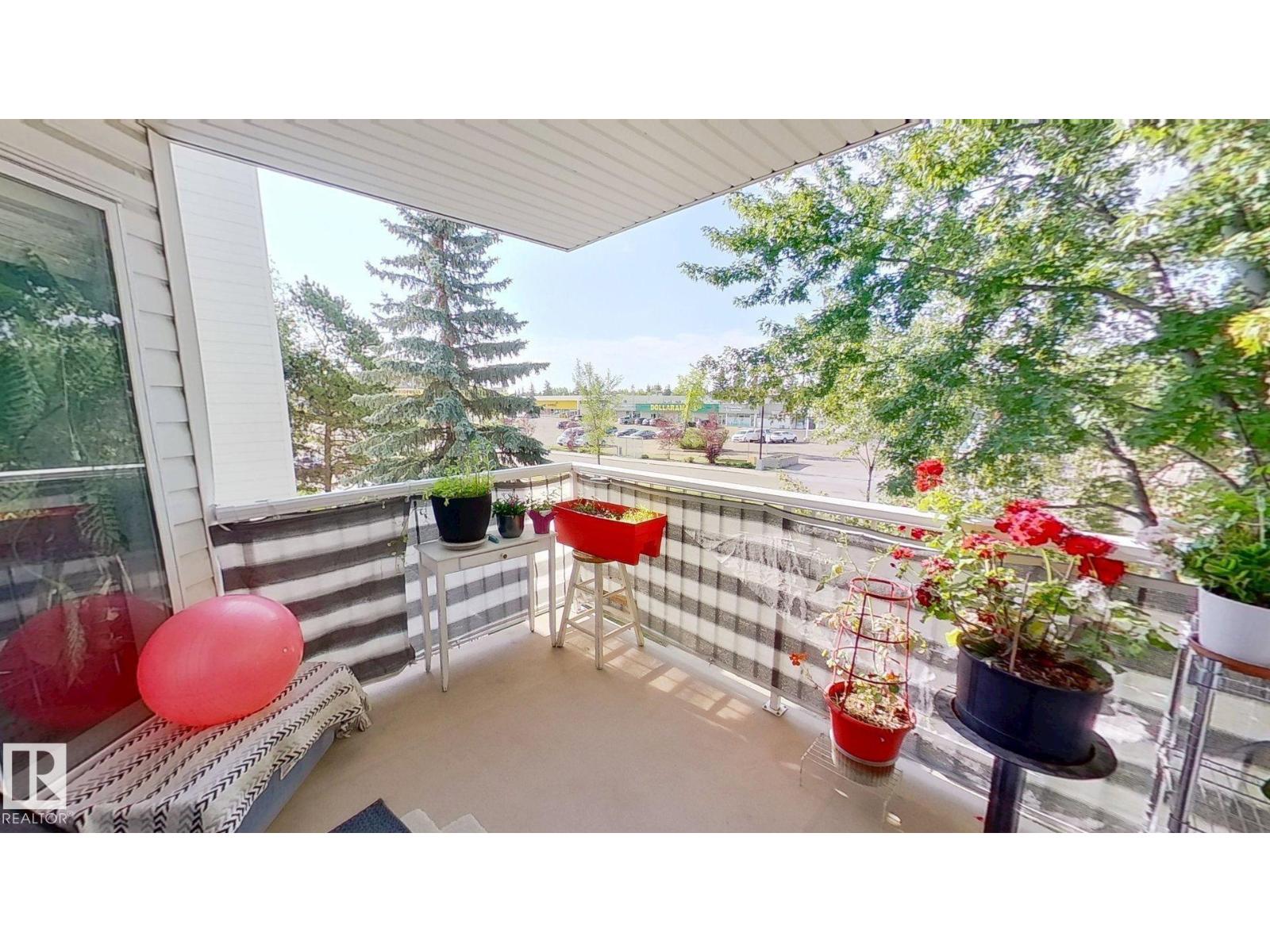 Photo 14 of 208 11446 40 Av Nw, Edmonton AB