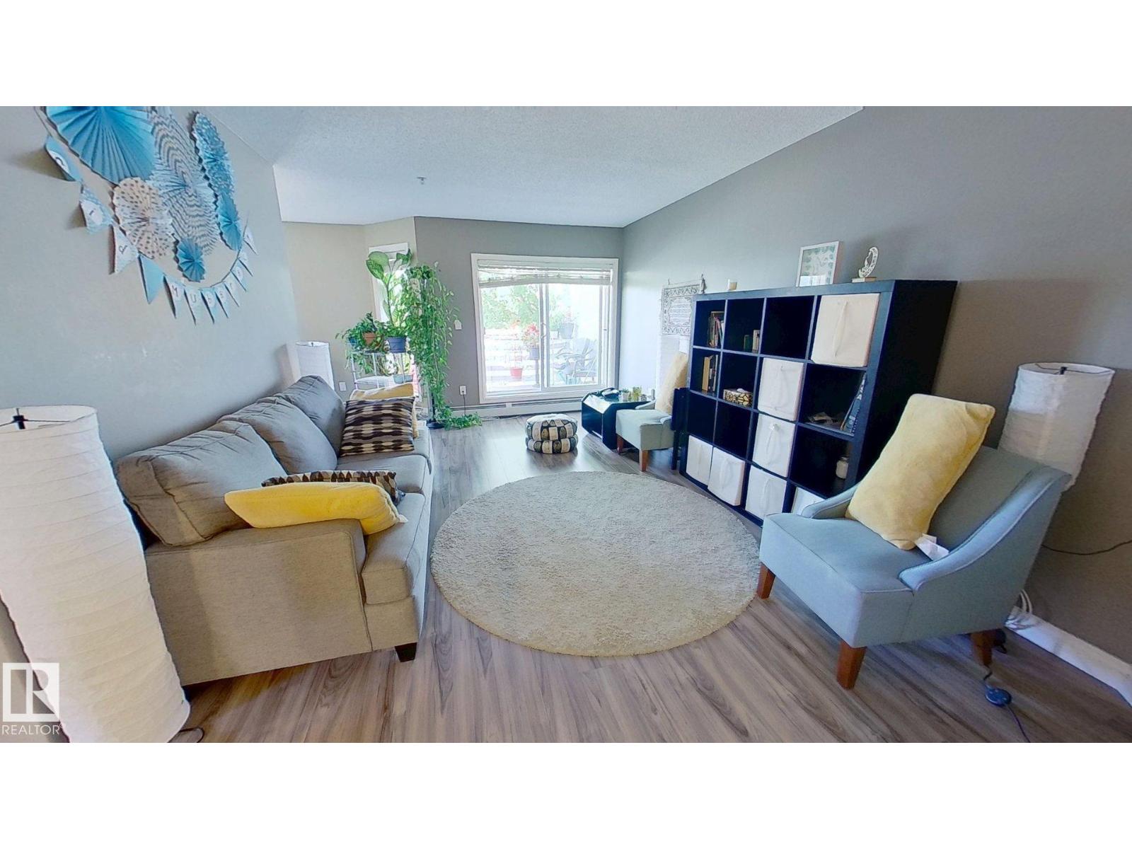 Photo 2 of 208 11446 40 Av Nw, Edmonton AB