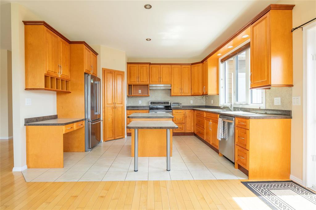 Photo 14 of 22 Grandview Drive, Steinbach MB