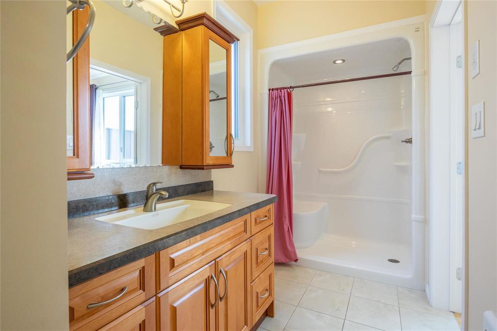 Photo 28 of 22 Grandview Drive, Steinbach MB